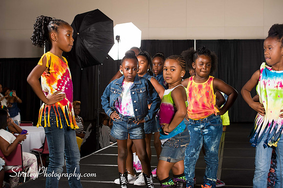 Proteges of Fashion 2013 08 03  - 0158