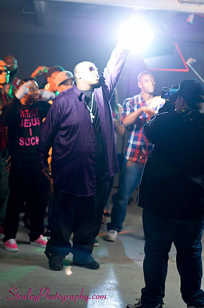 Steve O BTS 2011 12 01  - 224