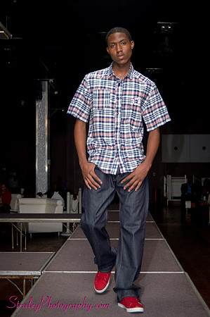 2011 11 12 _ Pure Night Club-295