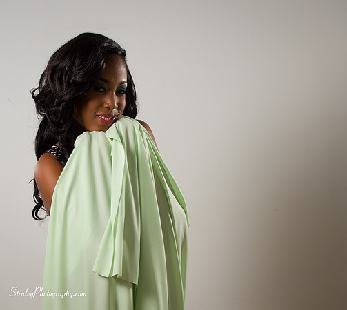 Deronna Farray 2015 02 25 - 0604-Edit