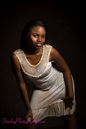 Model shoot gravel yard 2012 01 07 -  378-Edit