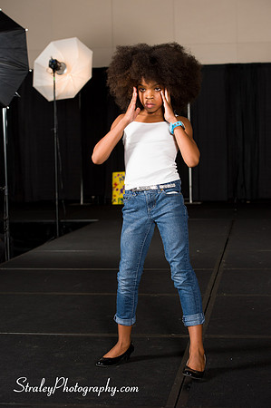 Proteges of Fashion 2013 08 03  - 0815